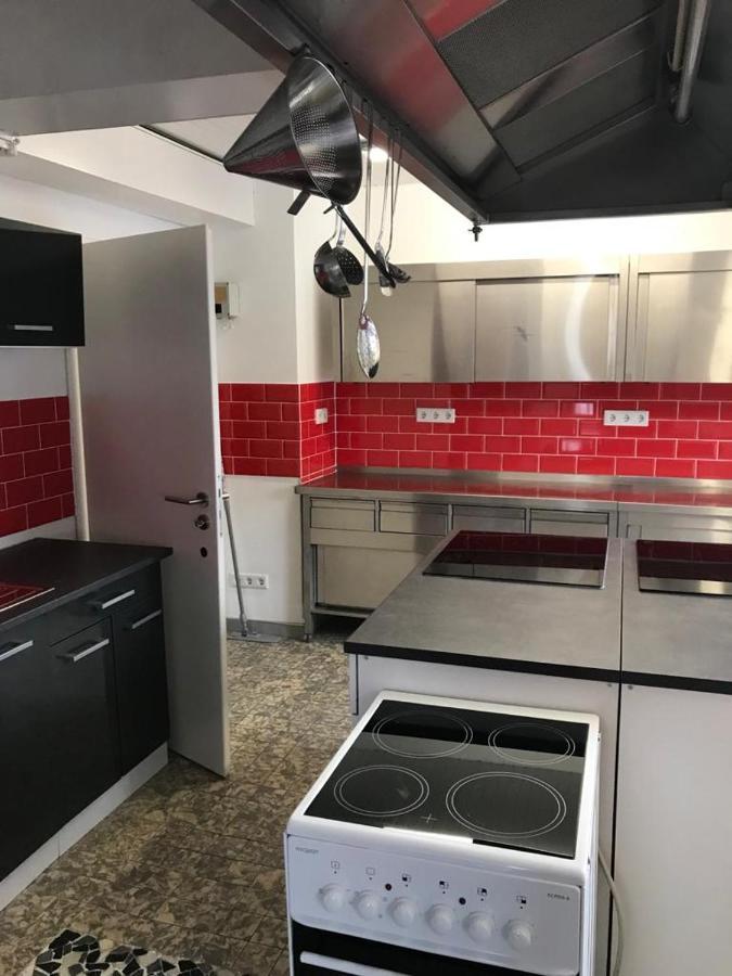 Haus Astenblick In Winterberg Fuer Bis Zu 35 Personen Fuer Wanderveranstaltungen Und Familienfeiern Dış mekan fotoğraf