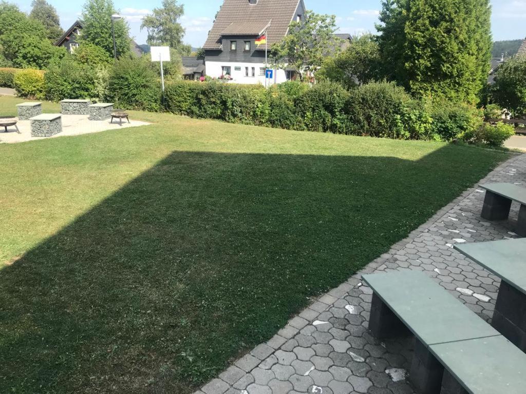 Haus Astenblick In Winterberg Fuer Bis Zu 35 Personen Fuer Wanderveranstaltungen Und Familienfeiern Dış mekan fotoğraf
