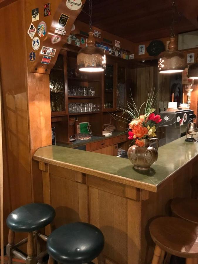 Haus Astenblick In Winterberg Fuer Bis Zu 35 Personen Fuer Wanderveranstaltungen Und Familienfeiern Dış mekan fotoğraf